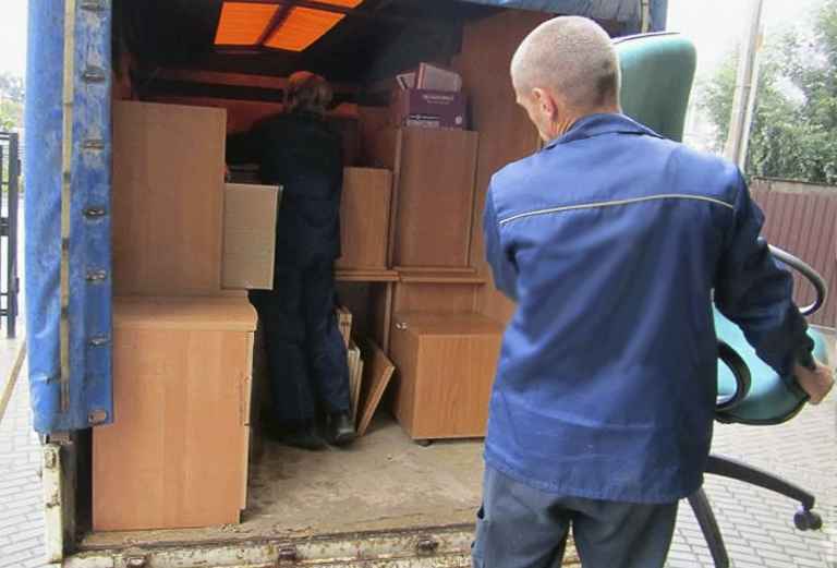 Перевозка мебели диван "клик-кляк" по Москве
